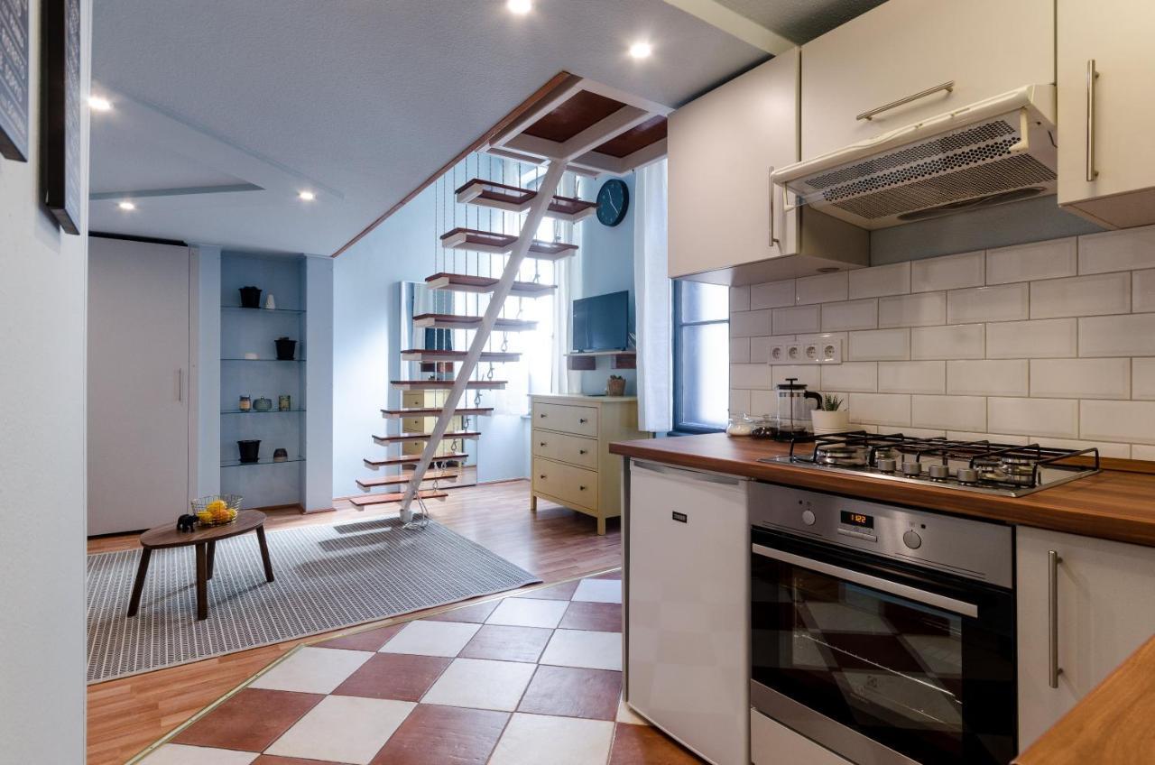 Paulay'S Studio Apartment In The City Center. Budapest Exterior foto